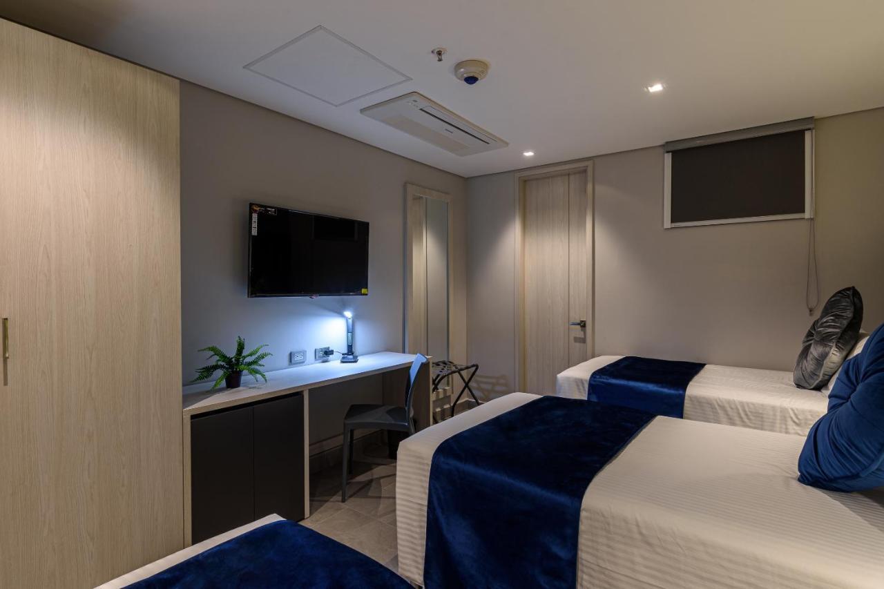 4 Sur Hotel Медельин Экстерьер фото